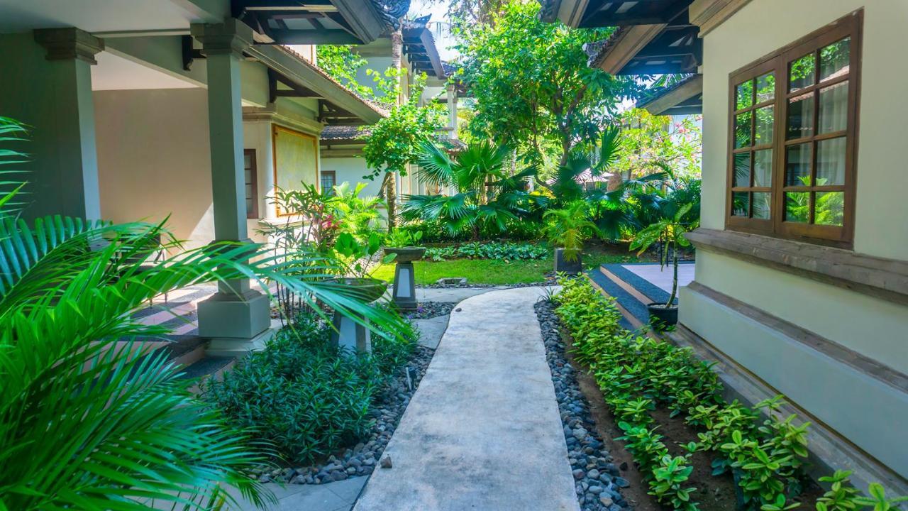 Grand Whiz Bali 4*