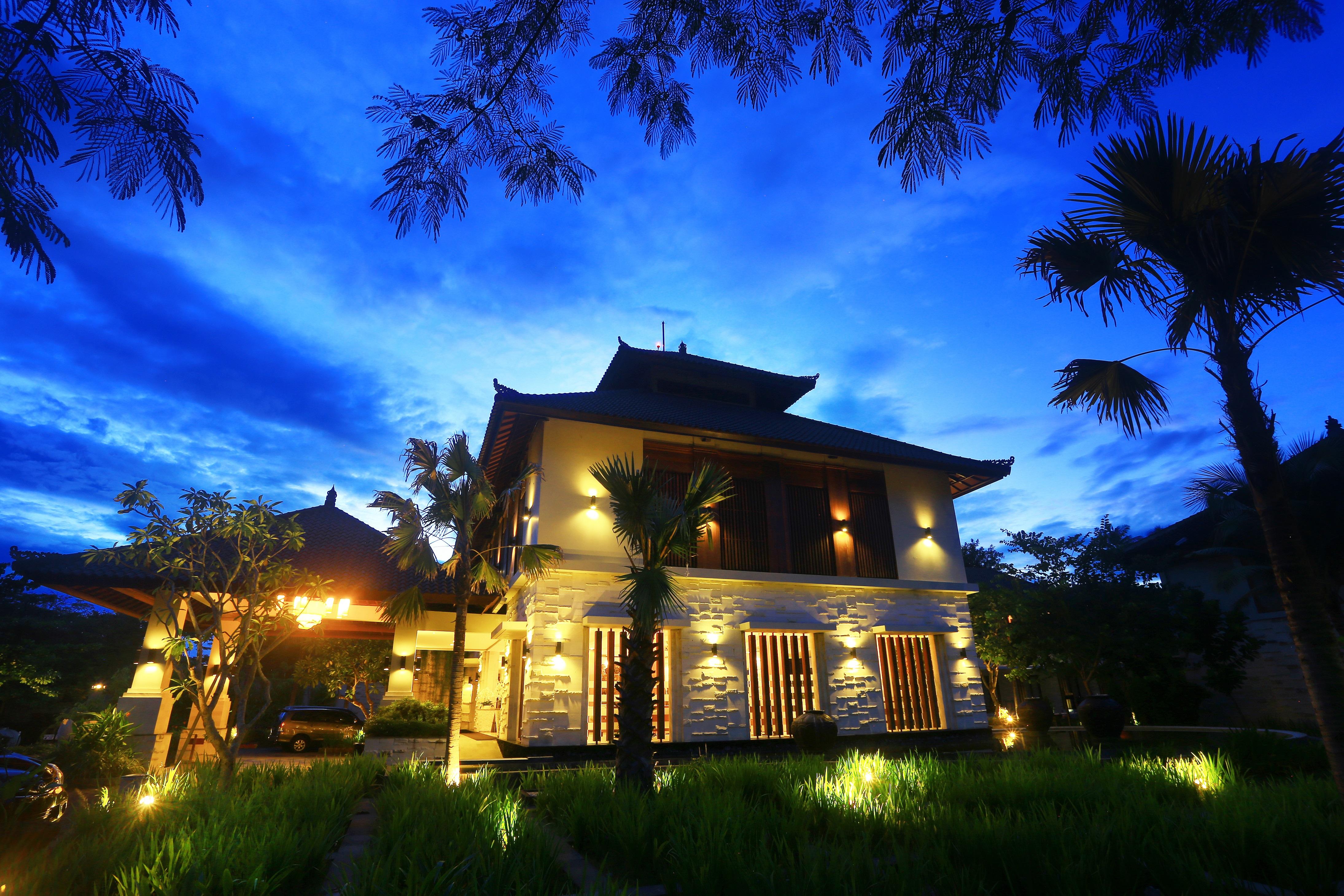 Grand Whiz Bali Hotel 4*