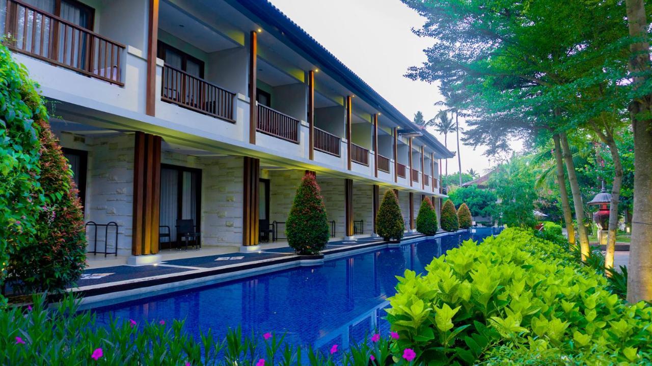 Grand Whiz Bali Hotel 4*