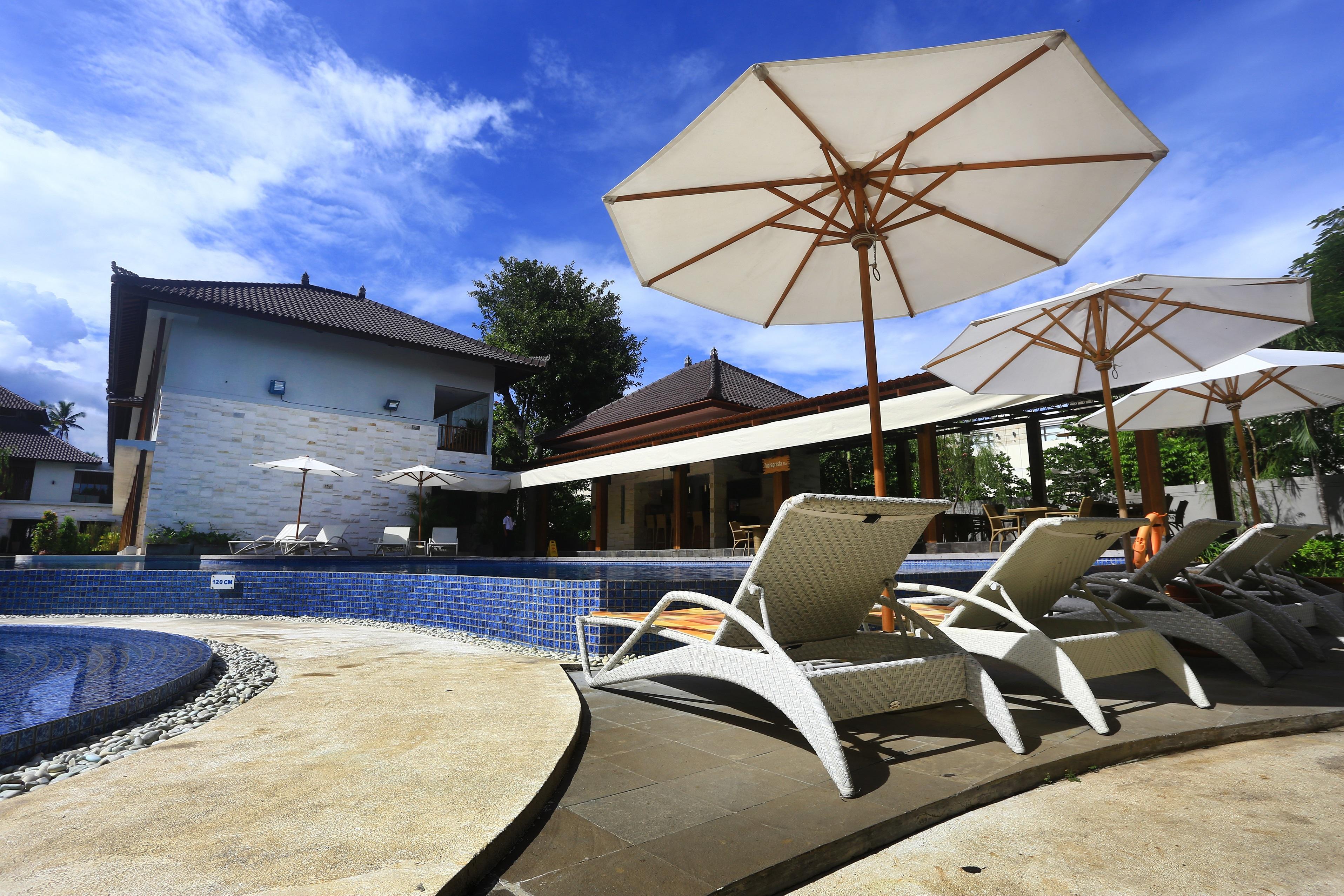Grand Whiz Bali Hotel 4*